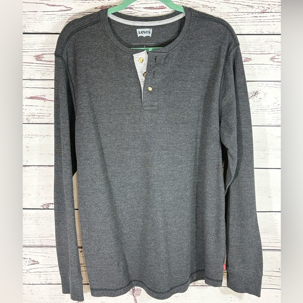 Levi’s Men’s Dark Heather Grey Thermal Button-down Henley in Size Large